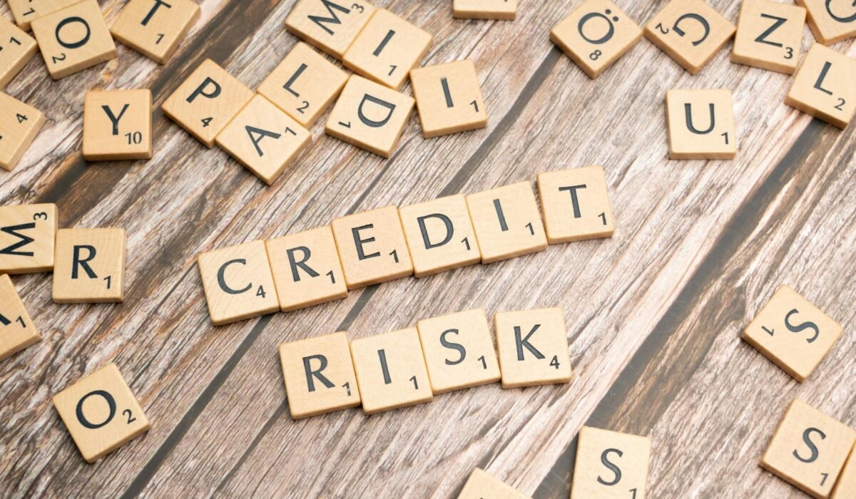 defi usdc stablecoin yield strategies apy risk 2026