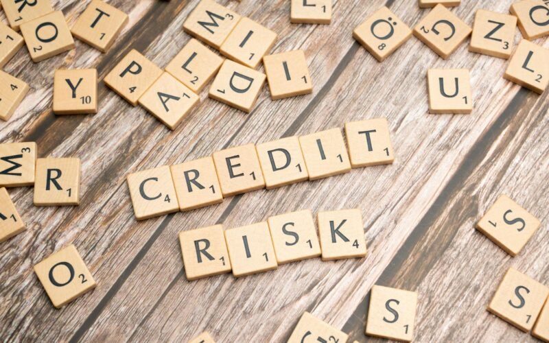 defi usdc stablecoin yield strategies apy risk 2026